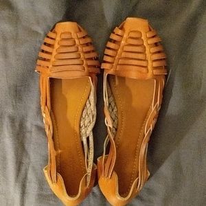 American Eagle Brown Sandal flats 8.5